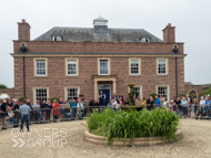 PN030825-142 - Paul Nicholls Stable Visit